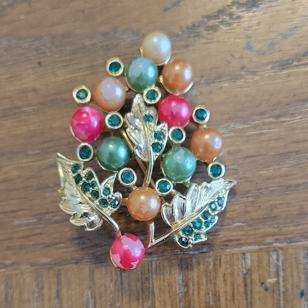 Vibrant Vintage Sarah Coventry Gold tone and Multicolor tree Brooch
